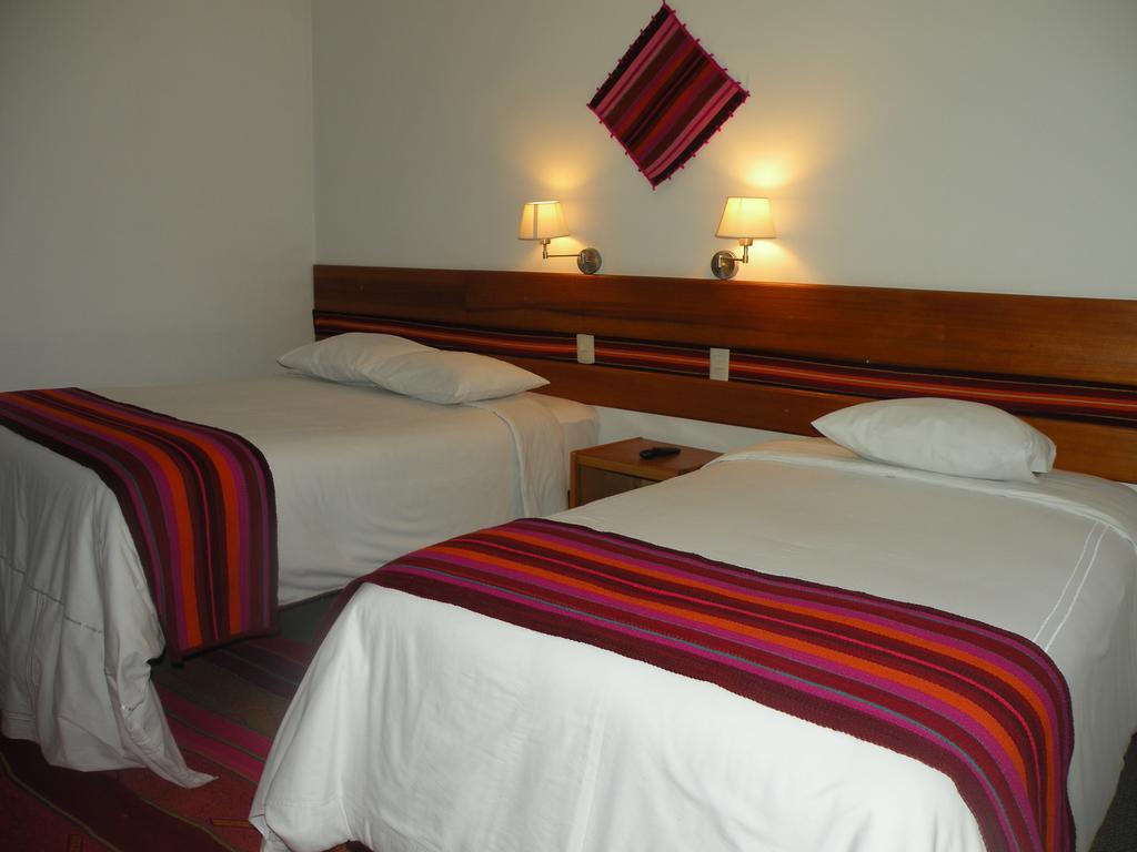 Cantuta Inn Puno Bagian luar foto