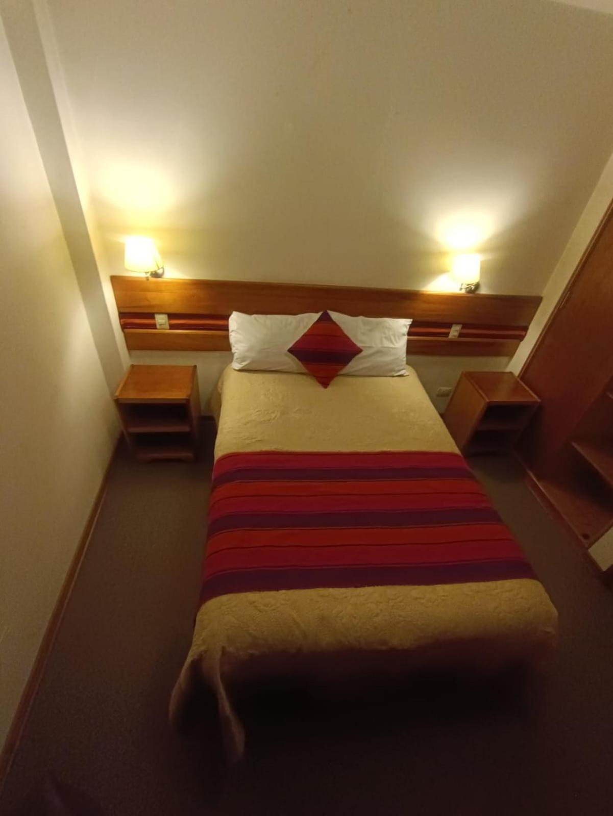 Cantuta Inn Puno Bagian luar foto