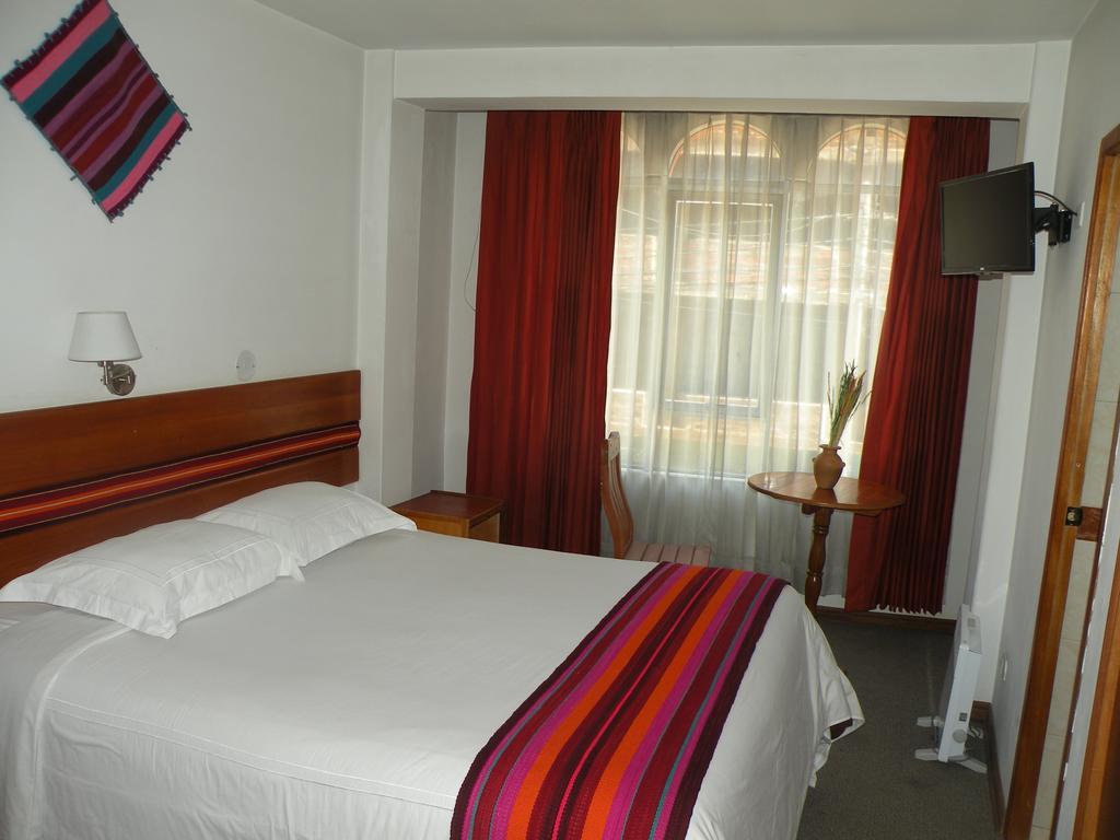 Cantuta Inn Puno Bagian luar foto