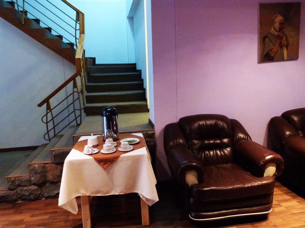 Cantuta Inn Puno Bagian luar foto