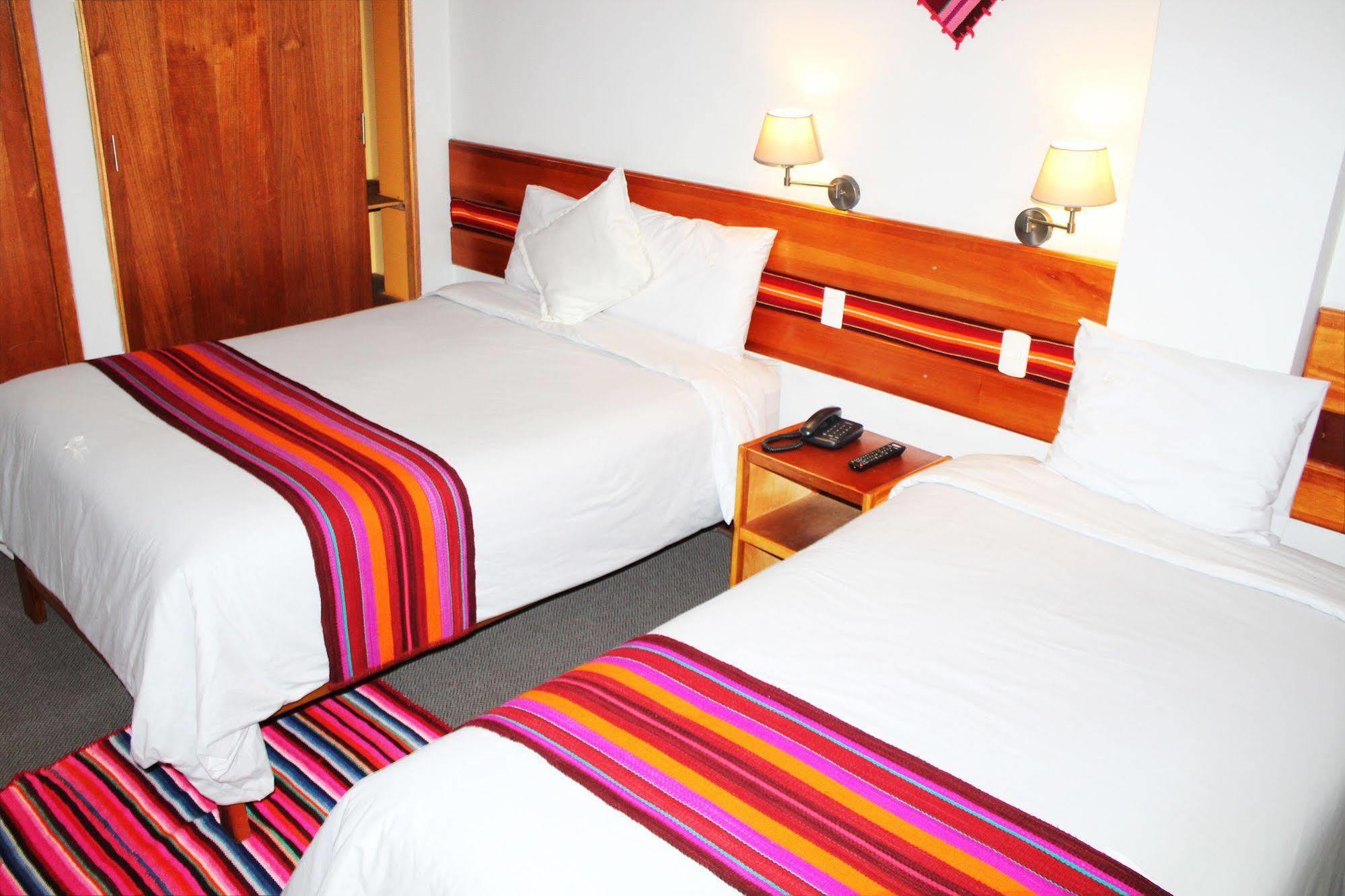 Cantuta Inn Puno Bagian luar foto